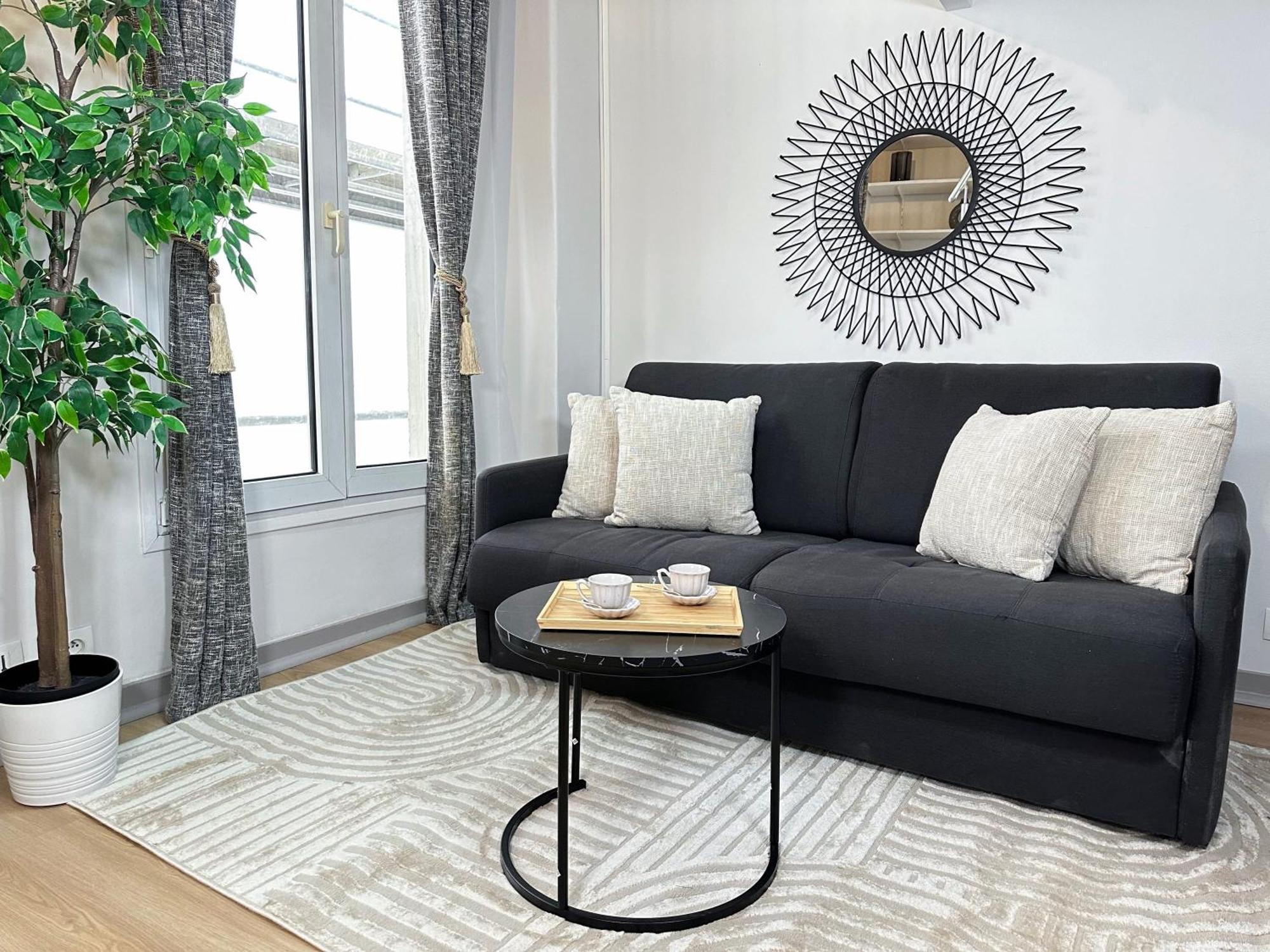 Stylish Duplex In Front Of Buttes-chaumont Apartment Paris